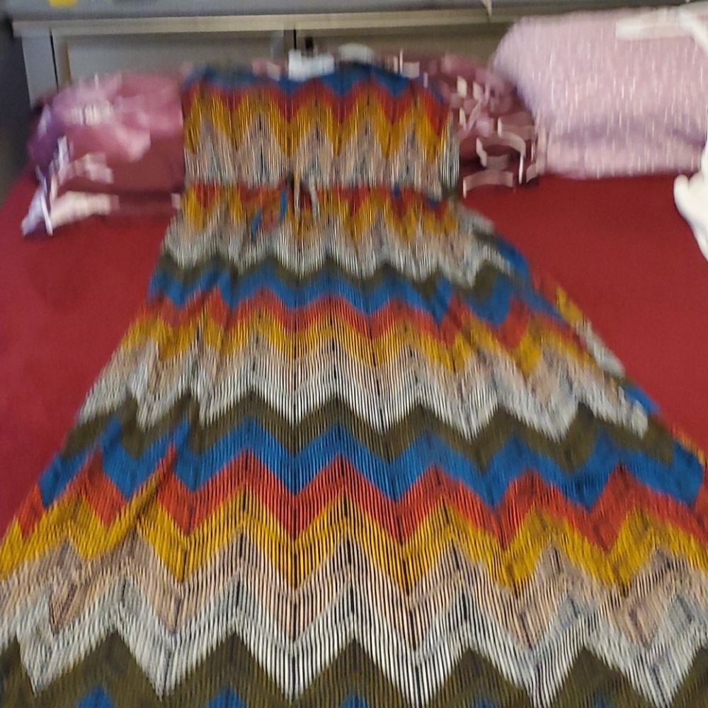 2. Dresses - image 4